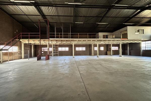 This 730m2 warehouse on 992m2 stand, located in the highly desirable Booysens Reserve ...