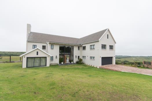 5 Bedroom House for sale in Royalston Residential Estate & Wildlife Reserve