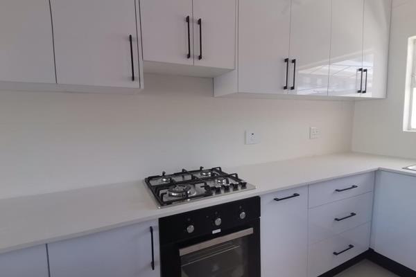 Sentral Somerset West
Large 93m2 Open Plan Two Bedroom Apartment.
This unit has a large sleek white gloss kitchen with stone tops Gas ...