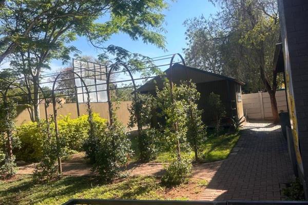 Rezoned for Educational Use!!!!!!!!


This 1 903 m&#178; property is perfectly located in a prime area of Polokwane is a great ...