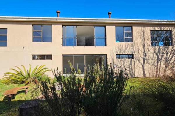 Going on Auction: Wednesday 18 December 2024
Reserve Price: R2 600 000.00 (All offers will be reviewed)
Expected Opening Bid: R2 500 ...