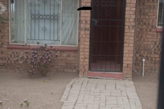 3 Bedroom House for sale in Emdo Park