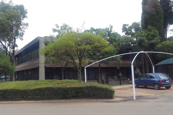 282 sqm First Floor Offices to Let in Secure Isando Business Park

This spacious 282 ...