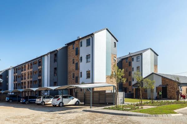 Step into modern comfort with this delightful 2-bedroom apartment located in the secure and tranquil Eden Estate, Wolmer. Designed for ...