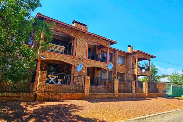 JUST LISTED ON SOLE MANDATE

Neat 3-Bedroom Ground Floor Face Brick Townhouse for Sale in Brakpan Central!

Enjoy the comfort of living ...