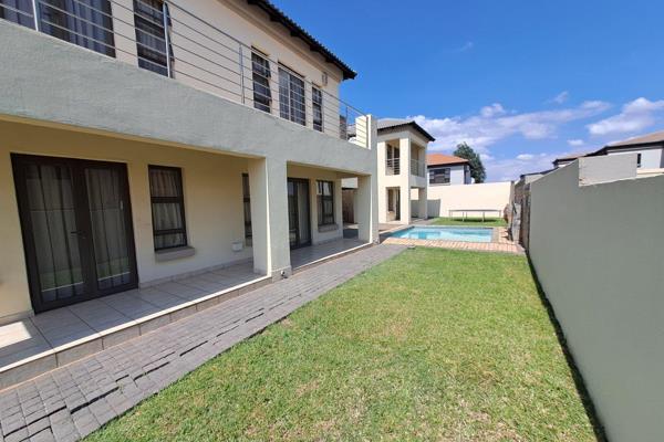 Zambezi Country Estate beautiful ultra modern 4 bedroom house with a study, modern kitchen and Scullery, 3 bathrooms and also a Guest ...