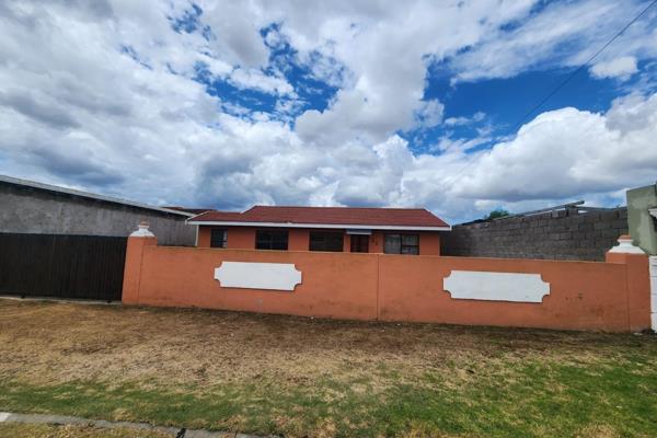 Gated and neat home to rent in Motherwell Nu 5, located close to  major amenities.
This ...