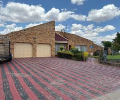 House for sale in Mmabatho Unit 6