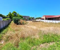 Vacant Land / Plot for sale in Aston Bay