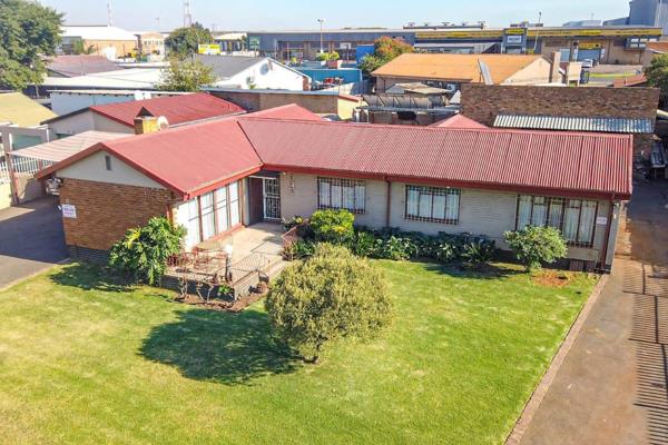 Stunning klipfontein home for sale!

Discover this beautiful 3 bedroom home in a prime location , close to all ...