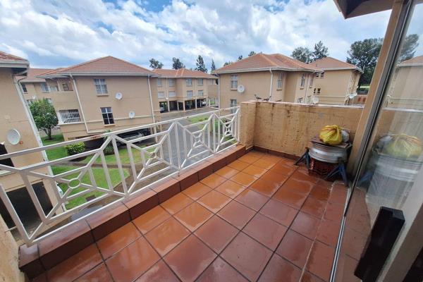 Neat as a pin, in central Three Rivers, close to the mall, schools, gym and hospital. Two bedrooms, both with built-in wardrobes and ...