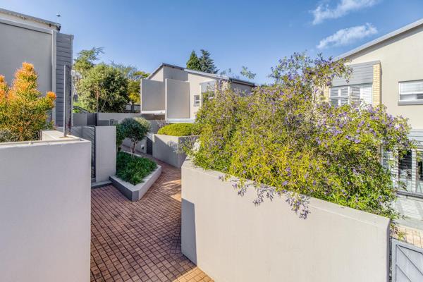 Exclusive Mandate - Spacious 102sqm, pet-friendly townhouse, allowing up to two pets (with a height restriction of approximately 30cm for dogs, with possible approval for larger dogs). This light-filled, cosy 2-bedroom, 2-bathroom double-storey townhouse is set within a ...