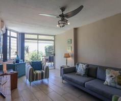 Townhouse for sale in Amanzimtoti