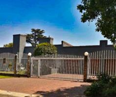 House for sale in Sunward Park