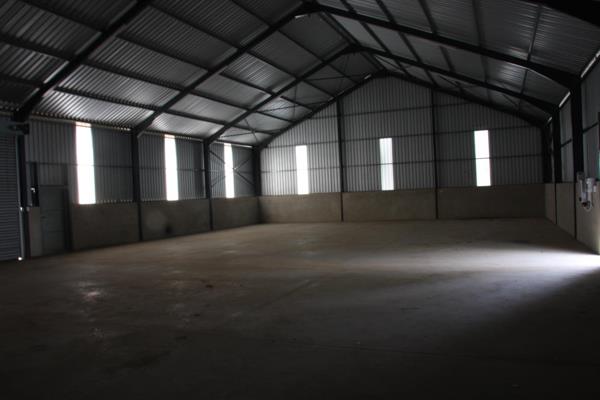 Two new farm sheds available for rent
1 x 540sqm and 1x 720sqm
Half way between ...