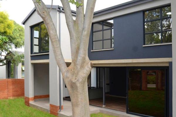 Stunning 4-bedroom townhouse for sale in Lynnwood Living, Lynnwood, Pretoria. Within a ...