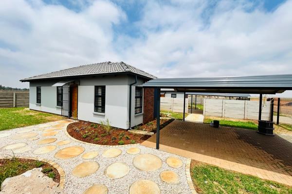 Beautiful 3-bedroom family home situated in the best location in Protea. Safe and ...