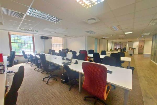 Prime 1082m&#178; Office Space | Great Westerford, Rondebosch
Secure a prestigious ...