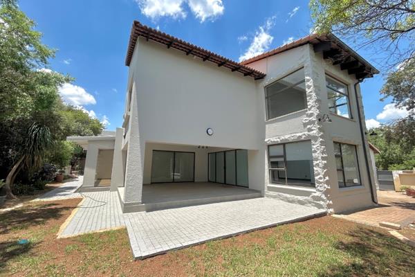 Stunning Renovated 4 Bedroom Home with Flatlet in Ebotse Life and Country Estate

Experience luxury living in this beautifully ...