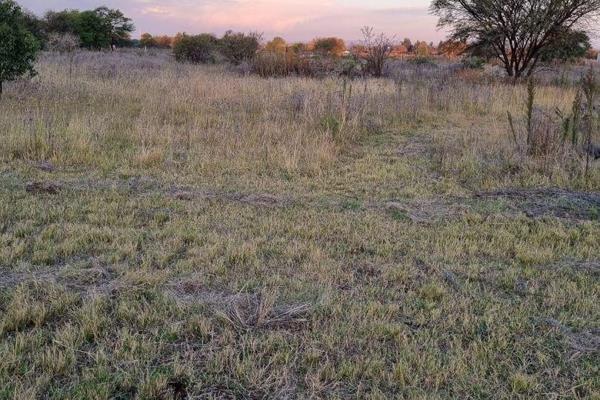 This vacant land presents a remarkable opportunity to immerse yourself in the wonders of nature!

Set within a conservancy, the ...