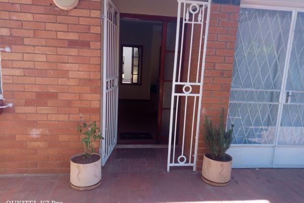 A beautiful two-bedroom house in Dunvegan, Edenvale

Discover a serene and secure haven in the heart of Dunvegan, Edenvale. This ...