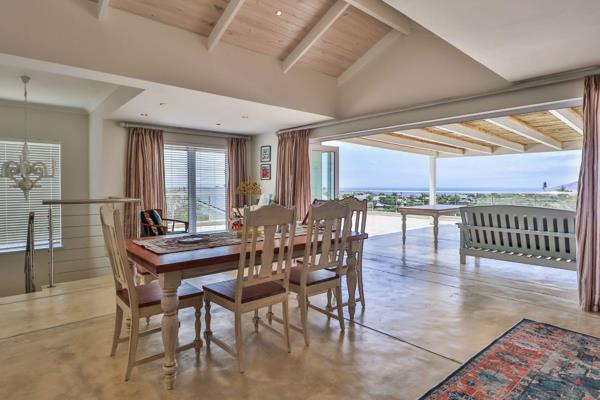 SOLE MANDATE

Located in one of Plettenberg Bay’s top estates, Brackenridge, this is the perfect home with views of the ocean, Robberg ...