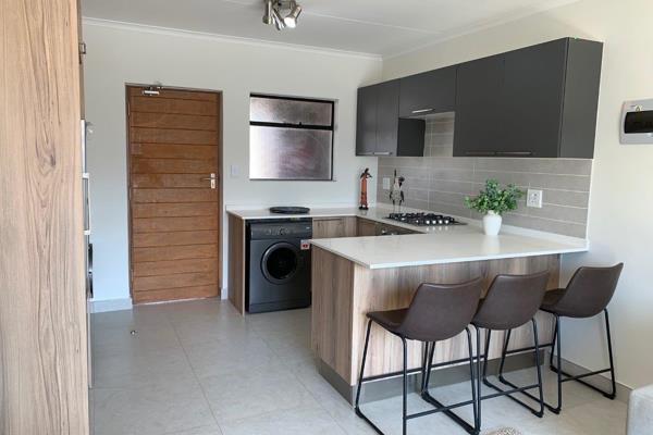 1 Bedroom, 1 Bathroom apartment to rent in Louwlardia

ELEGANCE AND SIMPLICITY ARE EXPRESSED IN THIS 1 BEDROOM, 1 BATHROOM APARTMENT!

This 1 bedroom, 1 bathroom unit is a perfect lock-up and go unit for a single individual ...