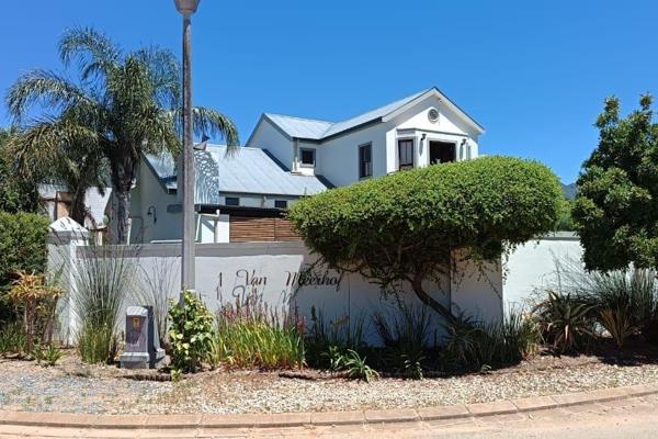 Perfectly placed in the quiet parts of Riebeek Kasteel, surrounded by stunning mountain ...