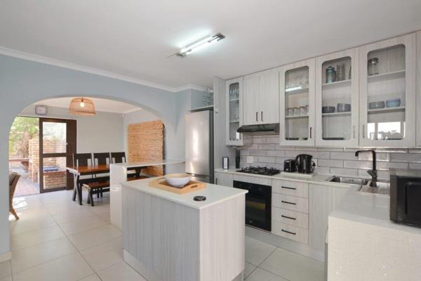 Winter Rental

Month to Month

R 29 000.00 per Month

The well-appointed duplex in ...