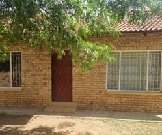 Townhouse for sale in Meiringspark Ext 4