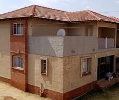 Apartment / Flat for sale in Rensburg