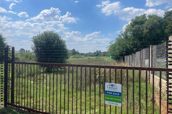 0.5 Hectare Land for sale in a private gated area in Centurion Raslouw