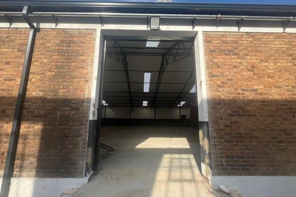 Prime warehouse/ factory to let in the heart of Benoni South in a secure business park ...