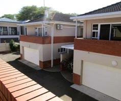 Townhouse for sale in Mount Edgecombe Ext 3