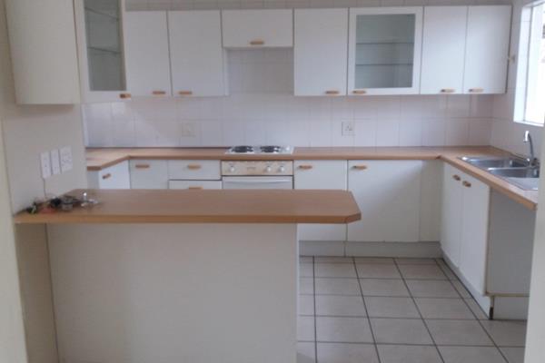 Simplex for rent in elspark!!!

UNIT OFFERS:
3 Fully carpeted Bedrooms with built in ...