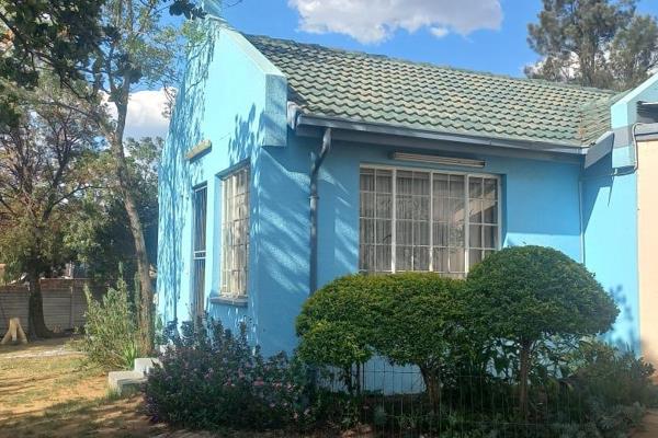 Cozy 2-Bedroom Free-Standing House to Let in Bloubosrand

Nestled in the heart of Bloubosrand, this charming free-standing home offers ...