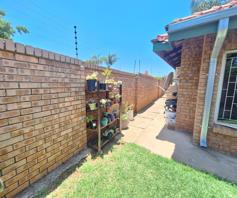 House for sale in Bendor Ext 16