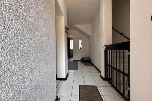 2 Bedroom Townhouse for sale in Brackenhurst