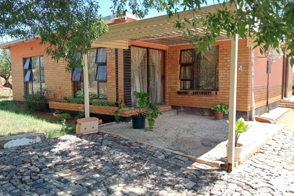 This neat  property is offering:
Three Bedrooms with tiled floors. 
One Bathroom with a Bath &amp; Basin and a separate toilet
Open ...