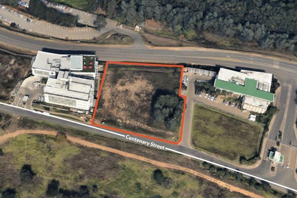 This vacant land in Modderfontein offers an exceptional development opportunity. ...