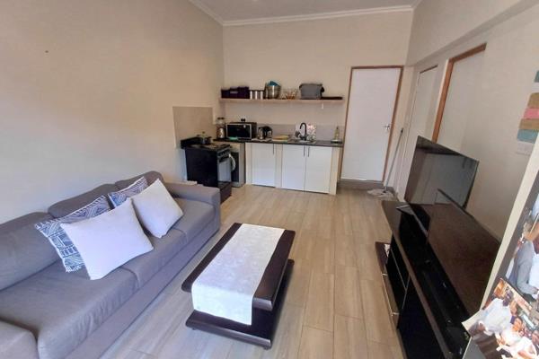 2 Bedroom Apartment / Flat to Rent in Highlands North

Two bedroom Flat, with open space Lounge, Kitchen, Dining area, two separate ...