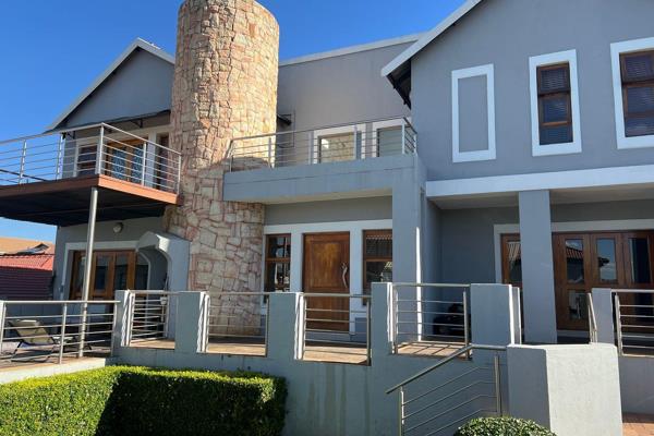 Bushwillow park Greenstone hill 

?? Welcome to luxury living redefined! Step into this exquisite double-story home, where every detail ...