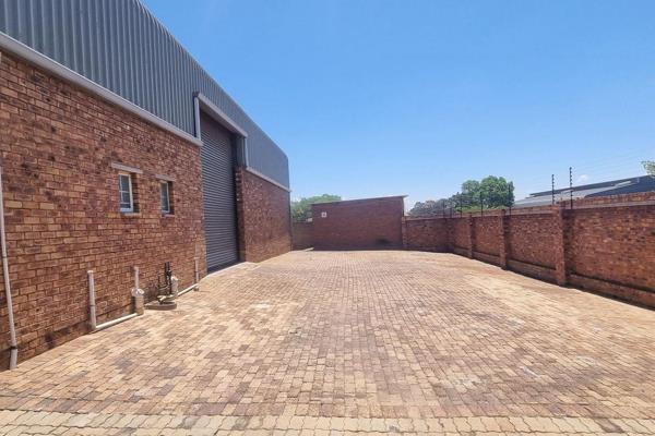 300m2 Factory/Mini-Warehouse with Exclusive Yard,Situated in a highly secure industrial park in Boksburg, this 300m2 factory unit is ...