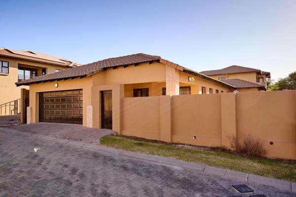 Welcome to this elegant family cluster home, situated in one of Midrand&#39;s most sought after full title, freestanding estates! ...