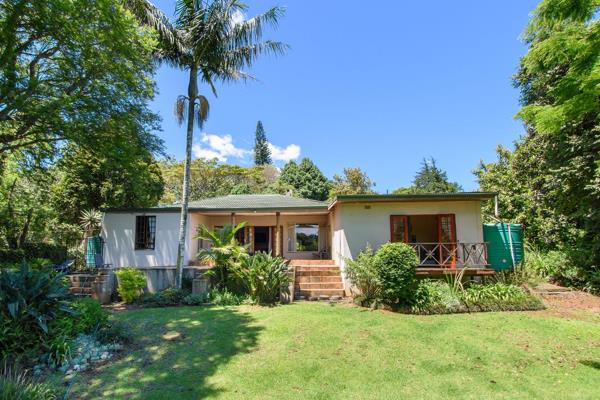 This charming family home, nestled in the serene suburb of Winterskloof, Hilton, offers a perfect blend of comfort and nature. Just 7 ...