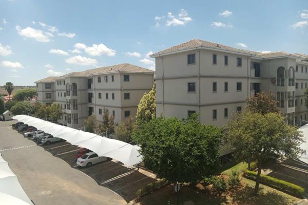 Photos1 of 11
R 8 000 
2 Bedroom Apartment / Flat to Rent in Noordwyk
Noordwyk, Midrand
Contact agent for street address
Bedrooms2 ...