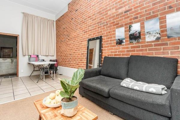 Ideal student accommodation for medical applicants at Wits University
Bachelor with loft 50 sqm - R 610 000,00
Bachelor with loft 50 ...