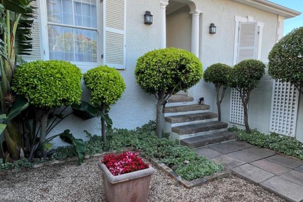 Unfurnished Green Point family home plus separate flatlet, in quiet location, available ...