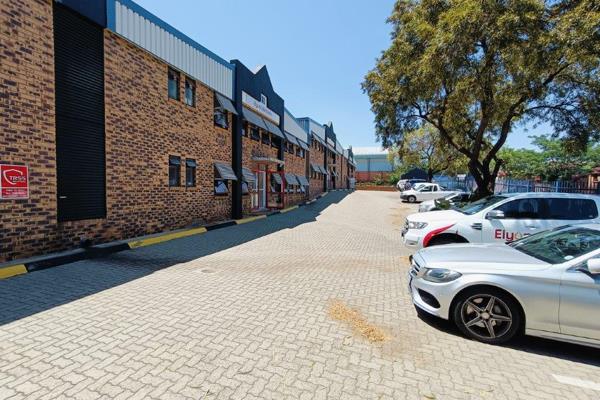 This well-maintained unit is located in Kya Sands, just off Malibongwe Drive. Its ...