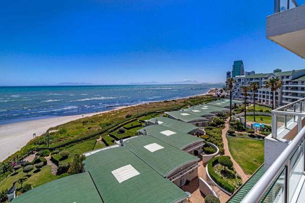 Nestled along the stunning coastline of Greenways Golf Estate, this apartment boasts breathtaking views of the beach, picturesque ...